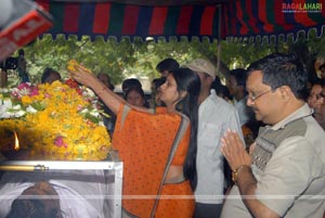 Stars pay Homage to Mallikharjuna Rao