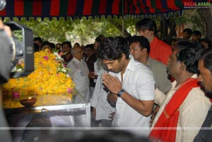 Stars pay Homage to Mallikharjuna Rao