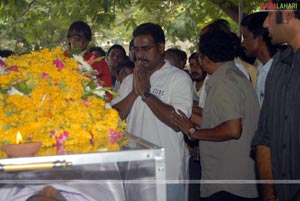 Stars pay Homage to Mallikharjuna Rao