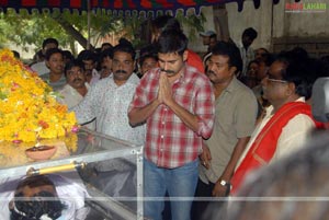 Stars pay Homage to Mallikharjuna Rao