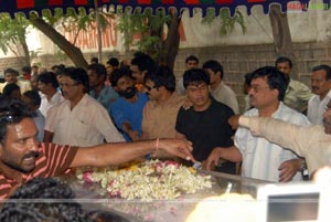 Stars pay Homage to Mallikharjuna Rao