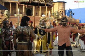 Magadheera Working Stills