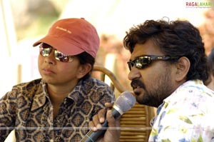 Magadheera Working Stills