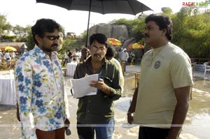 Magadheera Working Stills