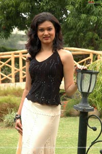 Shikha at Preminchukundaamaa Muhurat