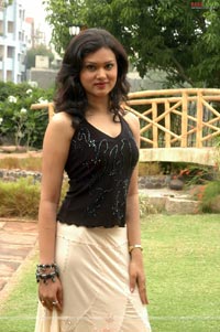 Shikha at Preminchukundaamaa Muhurat