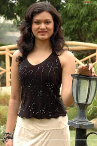 Shikha at Preminchukundaamaa Muhurat