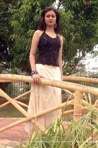 Shikha at Preminchukundaamaa Muhurat