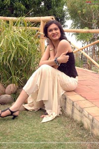 Shikha at Preminchukundaamaa Muhurat