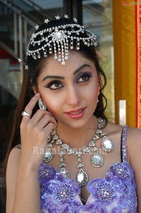 Buridi Heroine Aishwarya Photo Gallery