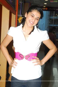 Tapsee Photo Gallery