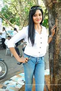 Vimala Raman Photo Gallery