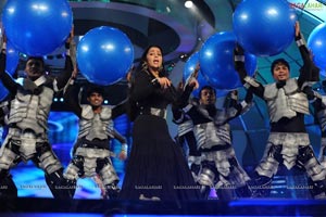 Charmi Stage Dance at Lux Sandal Cinemaa Awards 2011