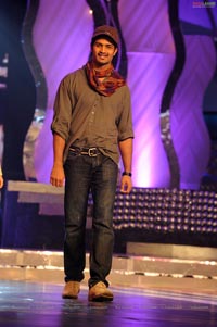 Hot Fashion Show at Lux Sandal Cinemaa Awards 2011