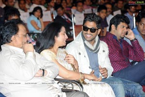 Lux Sandal Cinemaa Awards 2011 High Resolution Gallery 