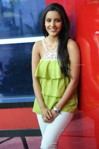 Priya Anand at 180 Success Meet