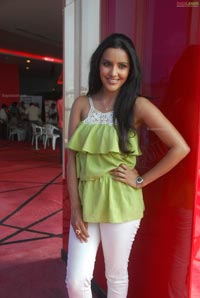 Priya Anand at 180 Success Meet