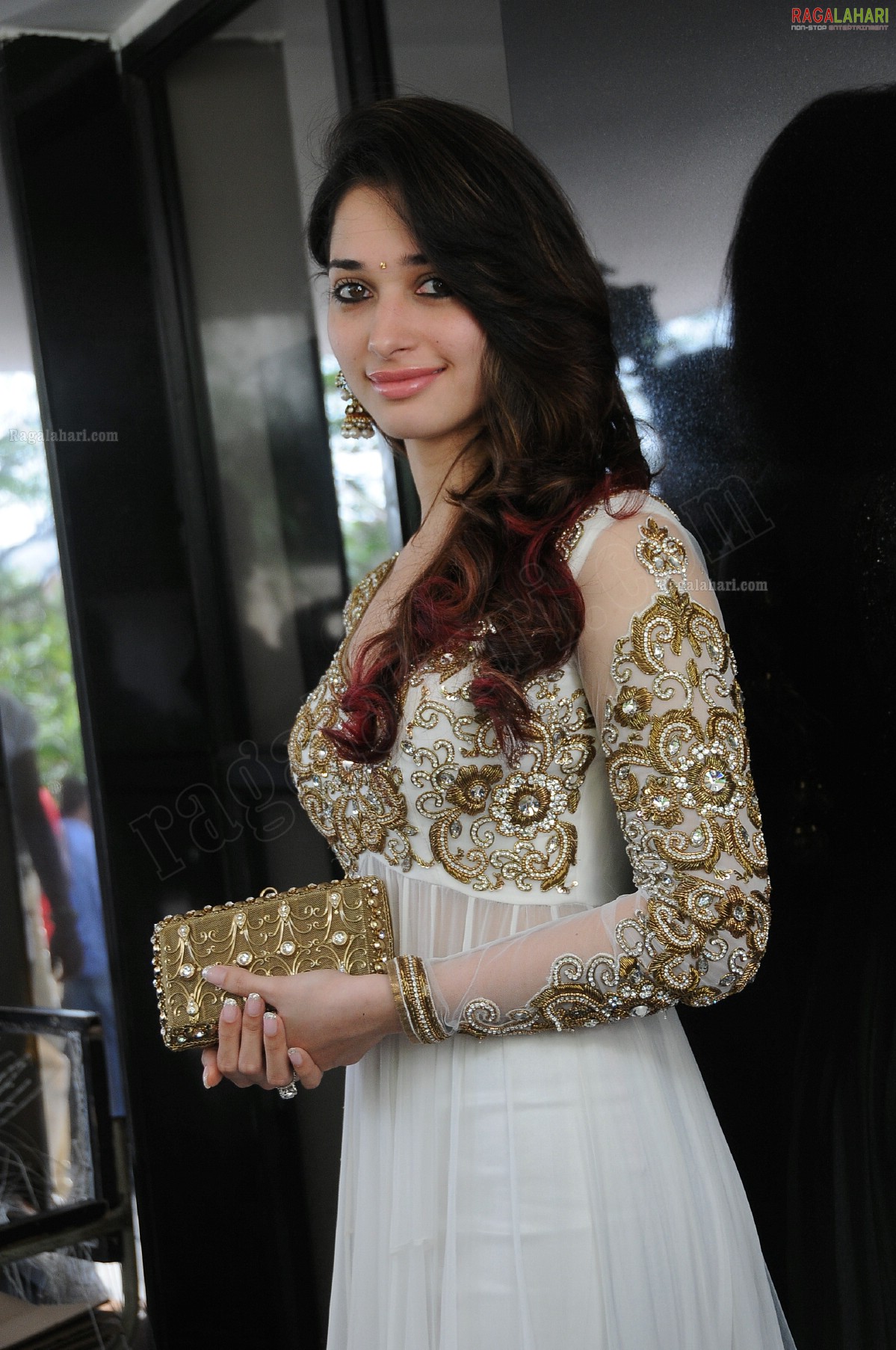 Tamanna (Hi-Res)