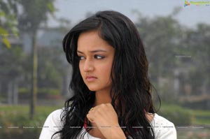 Shanvi HD Wallpapers