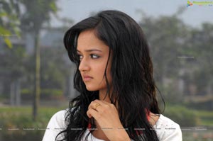 Shanvi HD Wallpapers