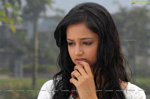 Shanvi HD Wallpapers