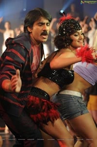 Daruvu Hot and Spicy Item Song Photos