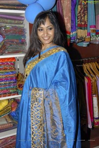 Beautiful Madhavi Latha in Yellow Saree