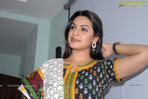 Aditi Agarwal in Chudidar - High Resolution Photos