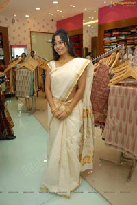 Beautiful Madhavi Latha in Kasavu Saree