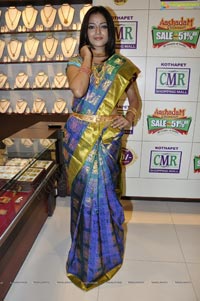 Photos of Hyderabad Model Pallavi at CMR Ashadam Sravanam Sale 2012