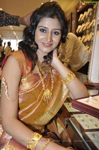 Photos of Hyderabad Model Shamili at CMR Ashadam Sravanam Sale 2012