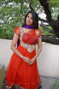 Telugu Girl Shravya Reddy