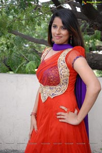 Telugu Girl Shravya Reddy