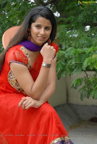 Telugu Girl Shravya Reddy
