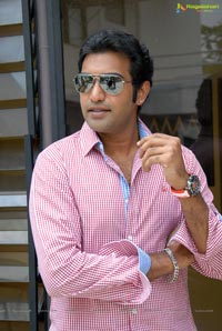 Taraka Ratna at Viejtha Press Meet