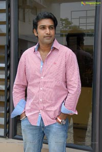 Taraka Ratna at Viejtha Press Meet