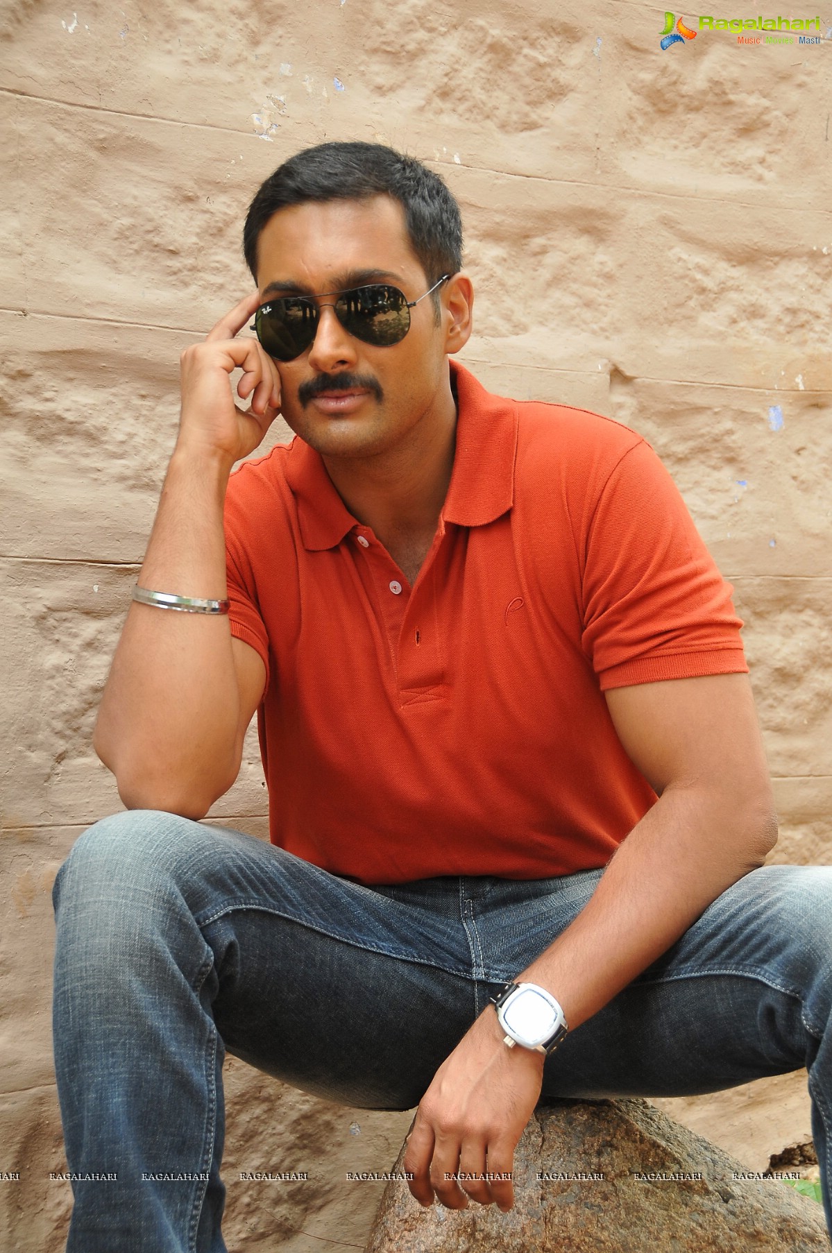 Uday Kiran (Hi-Res)