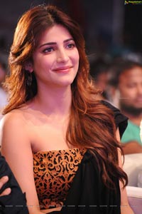 Shruti Haasan at Balupu Audio Release