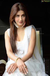 Balupu Heroine Shruthi Haasan