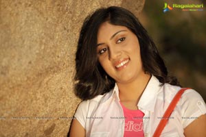 Tamil Heroine Dhanya Balakrishnan Stills