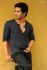 Nikhil Siddharth at Karthikeya Muhurat