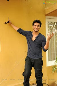 Nikhil Siddharth at Karthikeya Muhurat