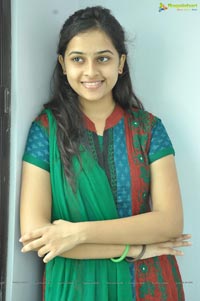 Mallelateeram lo Sirimallepuvvu heroine Sree Divya