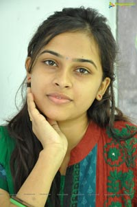 Mallelateeram lo Sirimallepuvvu heroine Sree Divya