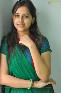 Mallelateeram lo Sirimallepuvvu heroine Sree Divya