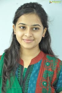 Mallelateeram lo Sirimallepuvvu heroine Sree Divya