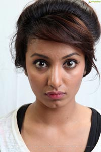 Tejaswi Madivada in Ice Cream