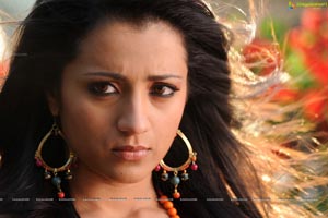 Trisha in Boologam