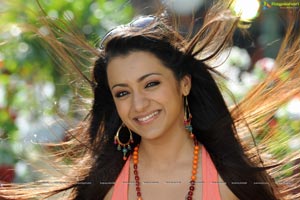 Trisha in Boologam