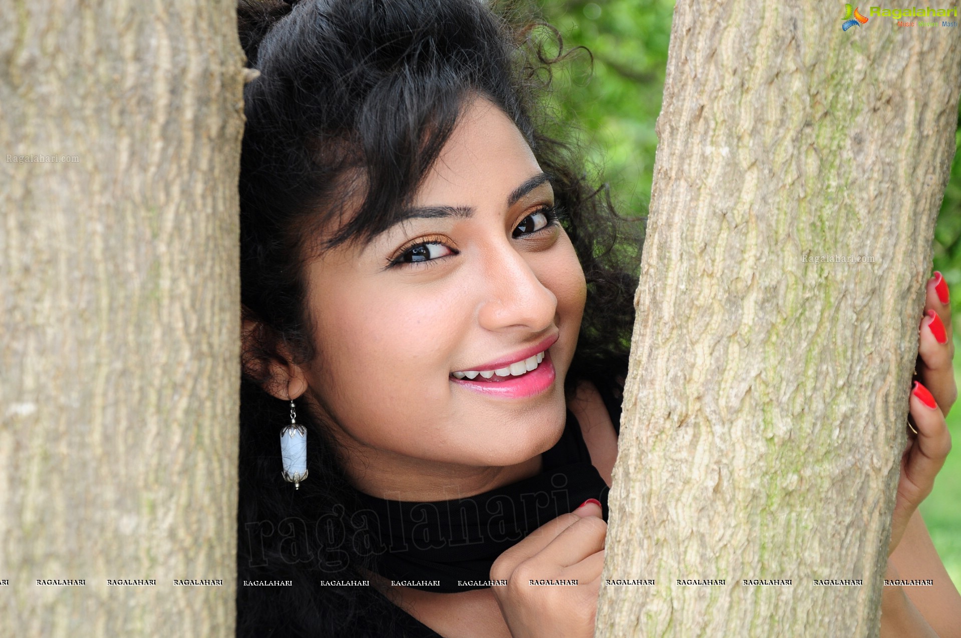 Vishnu Priya (High Definition)